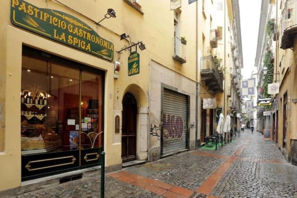 Elegante Appartamento Nel Cuore Di Torino Eksteriør billede